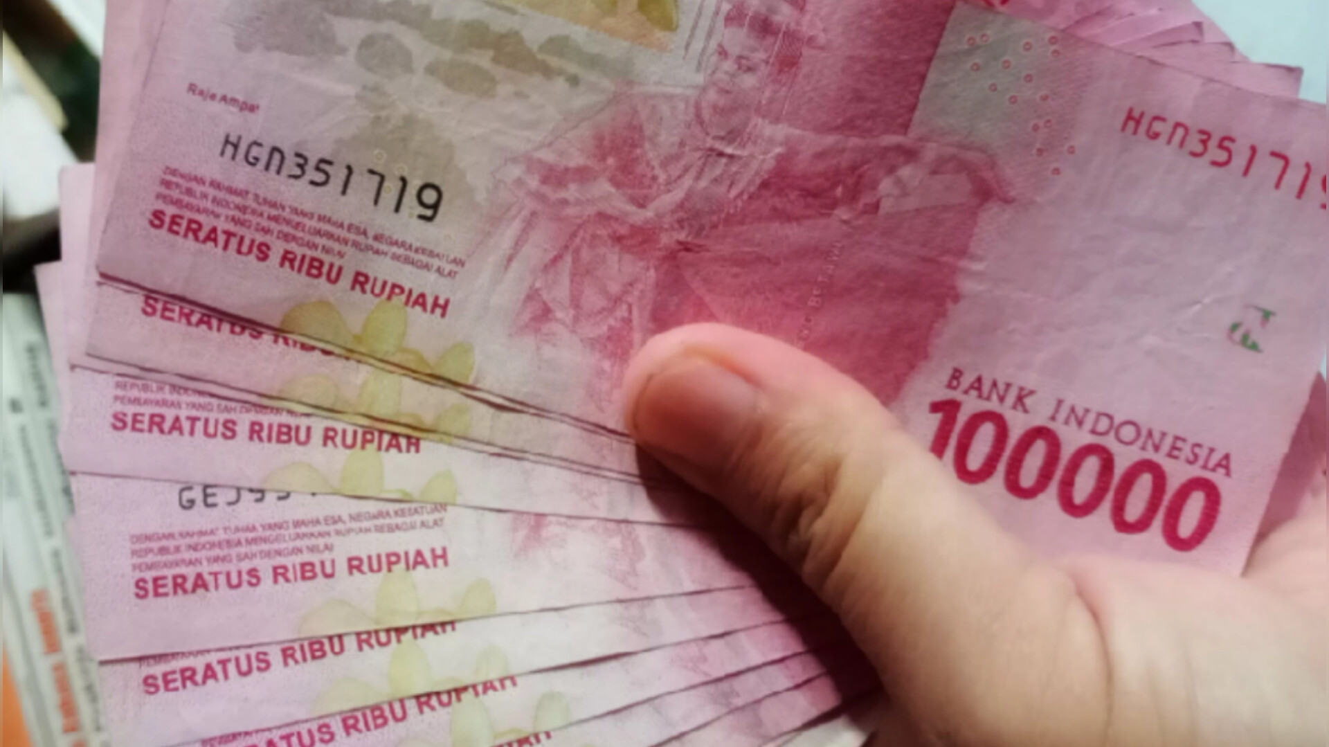 Kemensos Terapkan Data Tunggal, Begini Cara Cek Bansos PKH dan BPNT