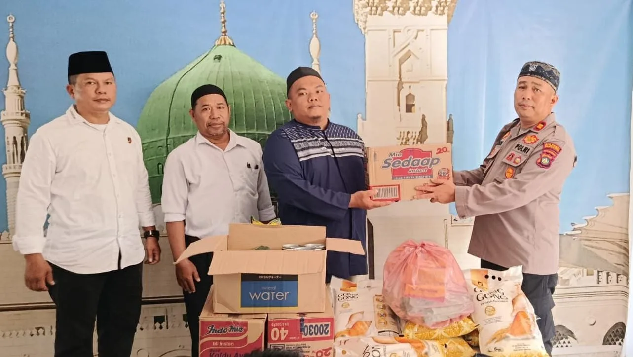 Kapolsek Bengkong Kunjungi Panti Asuhan, Beri Semangat Anak Yatim Raih Cita-Cita – Kutipan