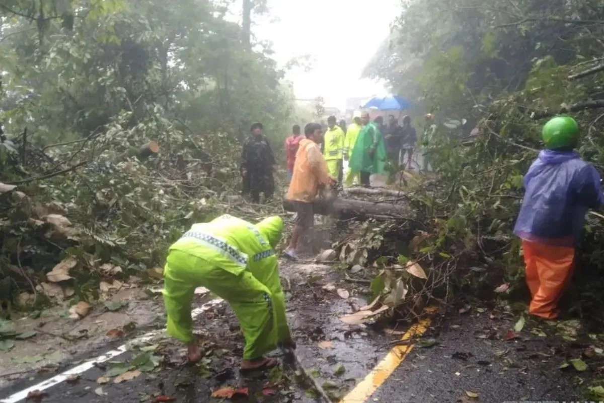 Sumut Diterjang 65 Bencana, Polri Turun Total! 135 Personel, Drone, Starlink, dan SAR All-Out untuk Warga – Kutipan