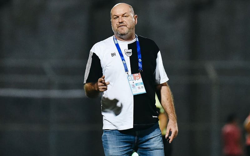 Laga Persib vs Borneo FC Terancam Ditunda, Bojan Hodak Masih Menanti Kepastian