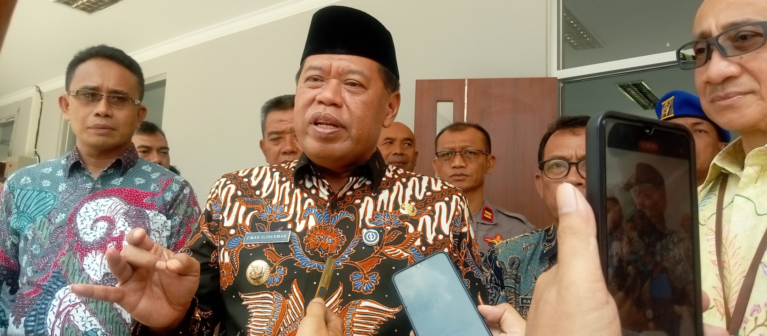 ‎Sekolah Rakyat Majalengka Diresmikan, Bupati Eman: Negara Hadir untuk Anak Keluarga Miskin‎‎