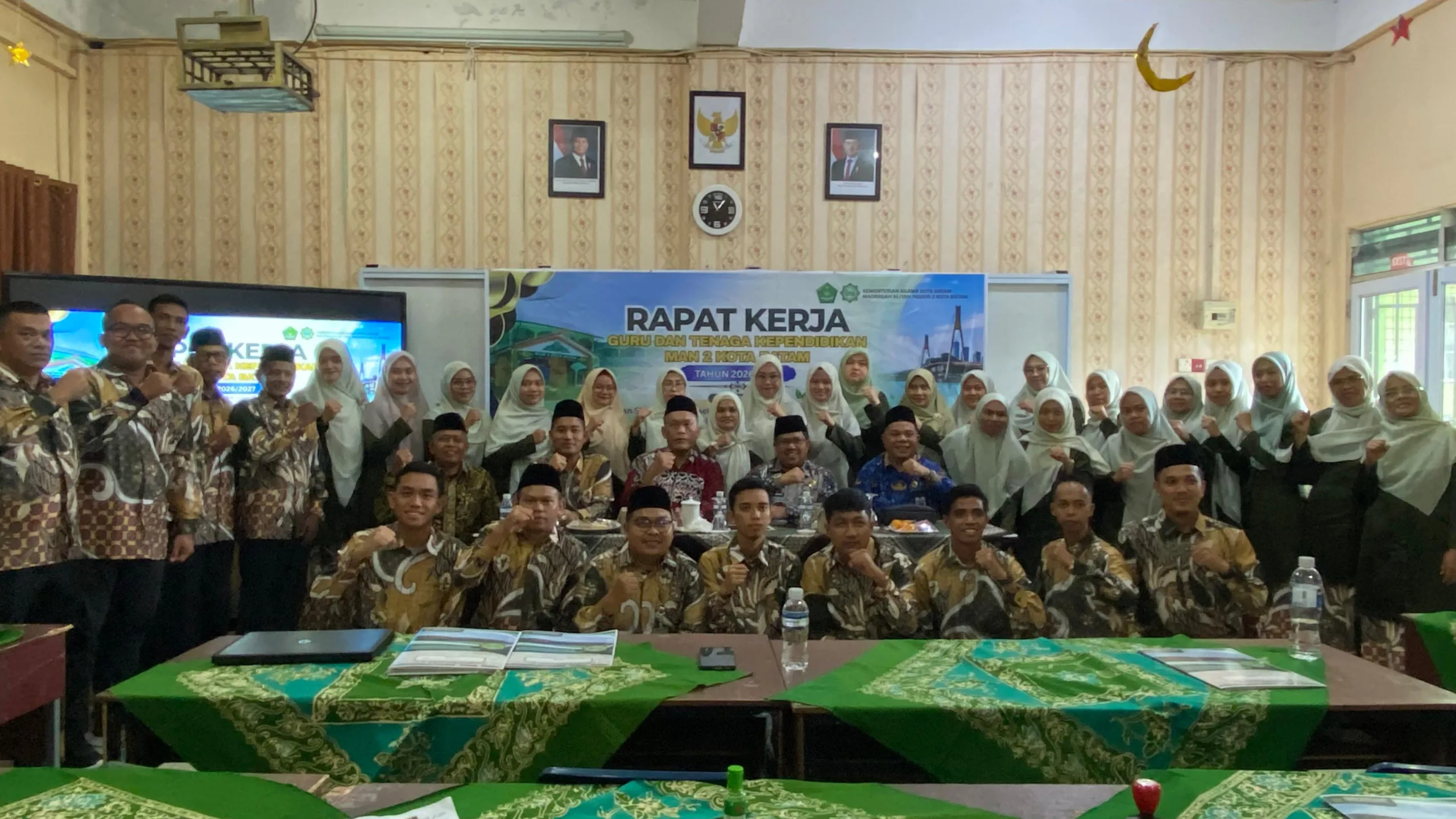 Menuju Madrasah Unggul dan Berdaya Saing Global, MAN2 Kota Batam Gelar Raker Tahunan – Kutipan