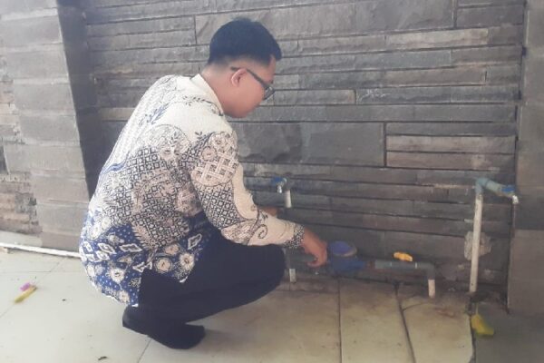 Di Tengah Krisis Air Bersih Majalengka, Desa Kawunghilir Punya Mata Air yang Tak Pernah Kering – TINTAHIJAU.com
