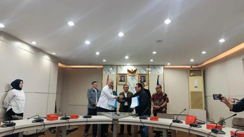 SMSI dan RRI Perkuat Sinergi, Perangi Hoaks hingga Tingkatkan Kompetensi Wartawan – Anniesway